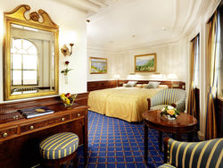 Deluxe double bed cabins on the Sea Cloud II